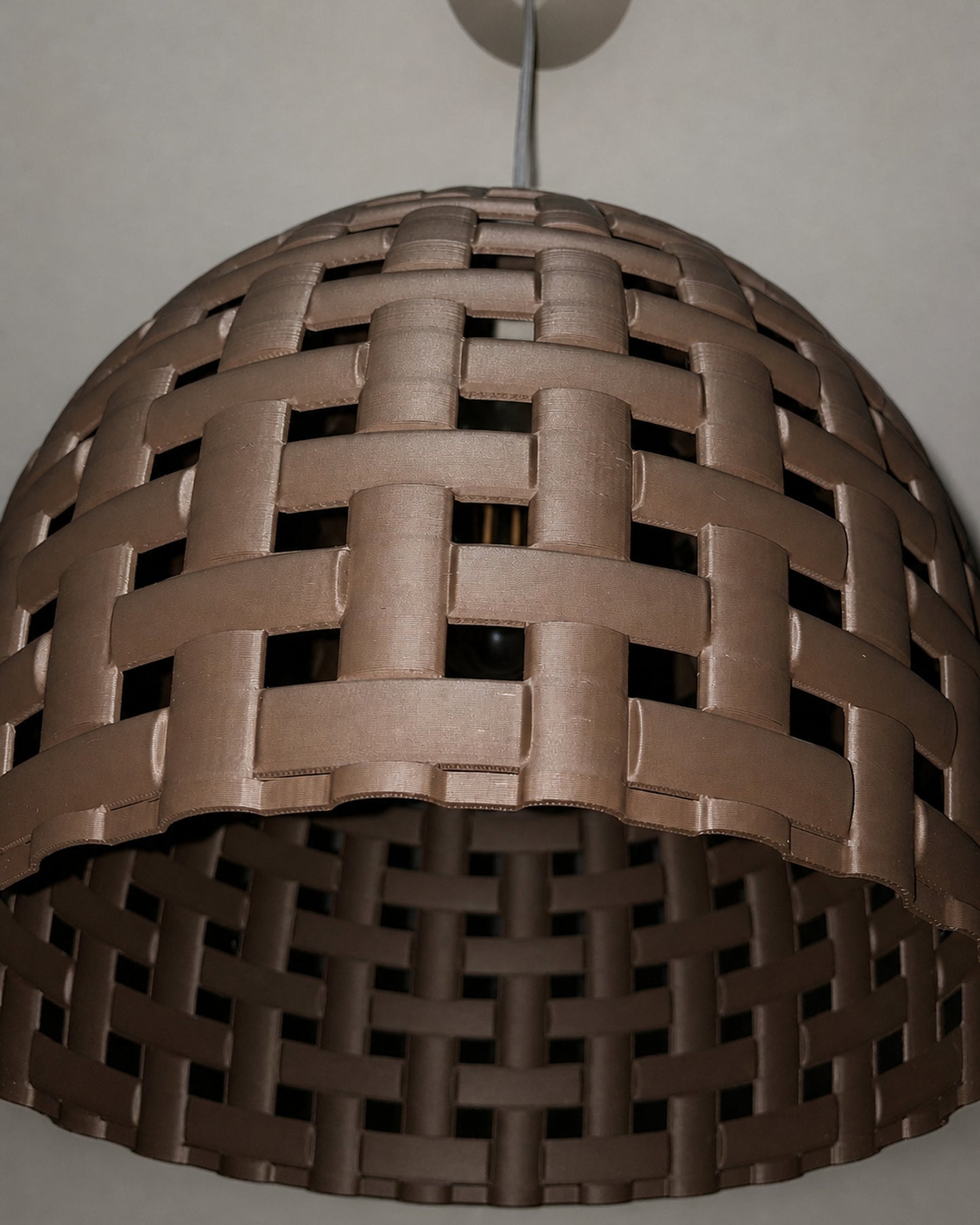 Abat-jour suspension marron effet tressé – Design artisanal imprimé en 3D