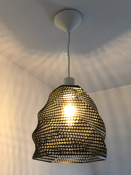 Abat-jour perforé design – prêt à installer avec ampoule vintage