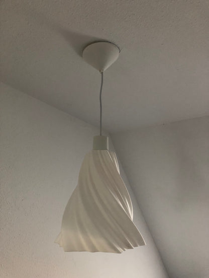 Abat Jours Design Torsadée en Éco-PLA – L'Innovation Lumineuse Ampoule vintage 8 watts fournie