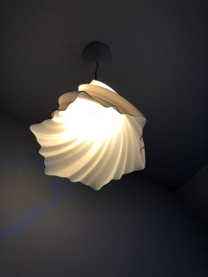 Abat Jours Design Torsadée en Éco-PLA – L'Innovation Lumineuse Ampoule vintage 8 watts fournie