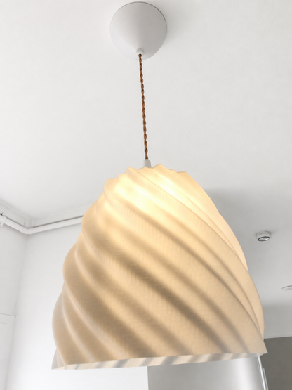 Abat-jour design torsadé – prêt à installer avec ampoule vintage