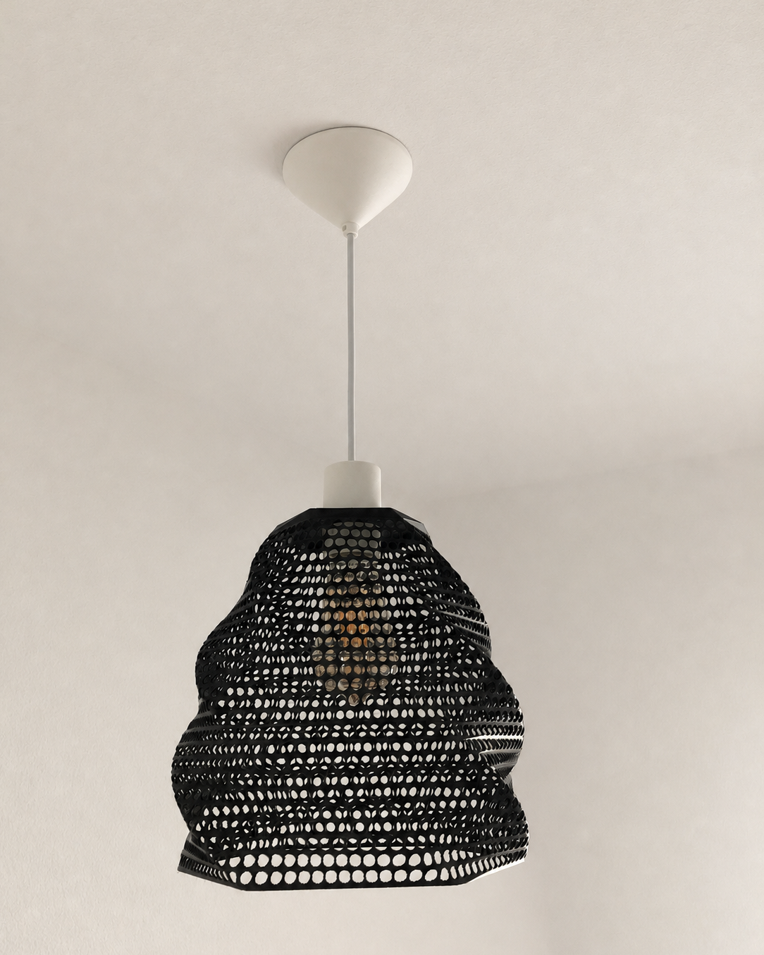 Abat-jour Perforé Suspension Luminaire Design Noir – Impression 3D – Jeux de Lumière