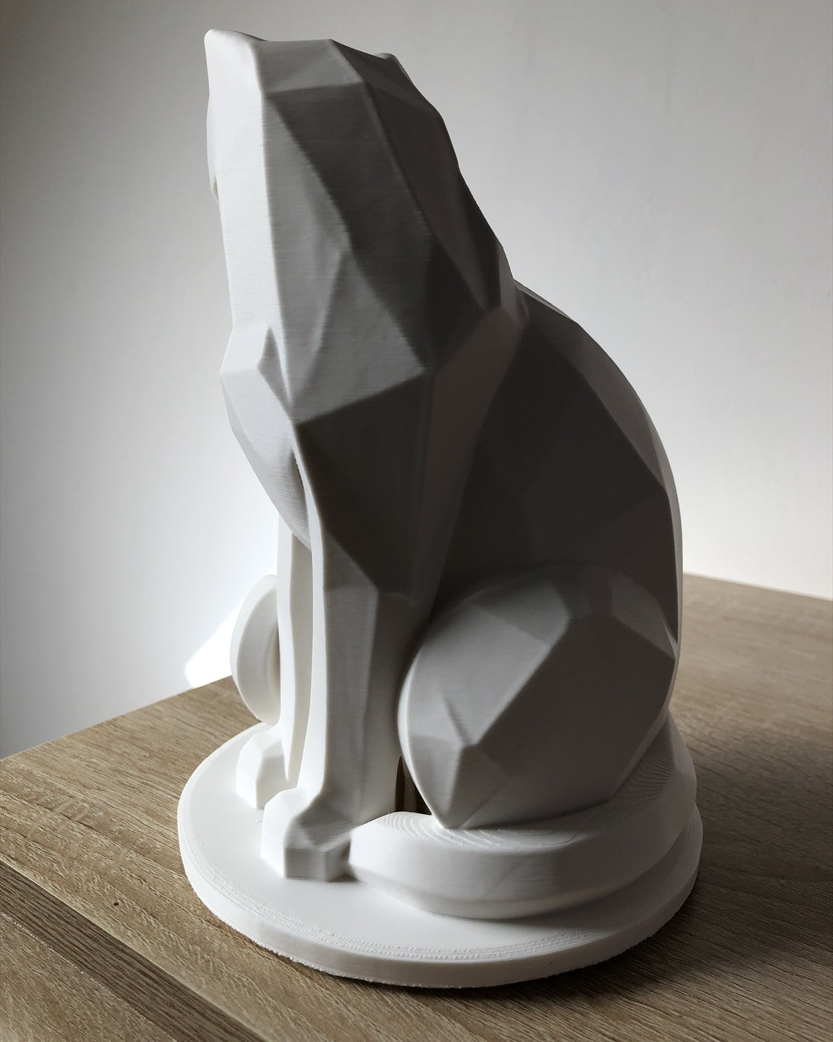 Geometric Cat Figurine Decoration – Statue – Gift for Cat Lovers