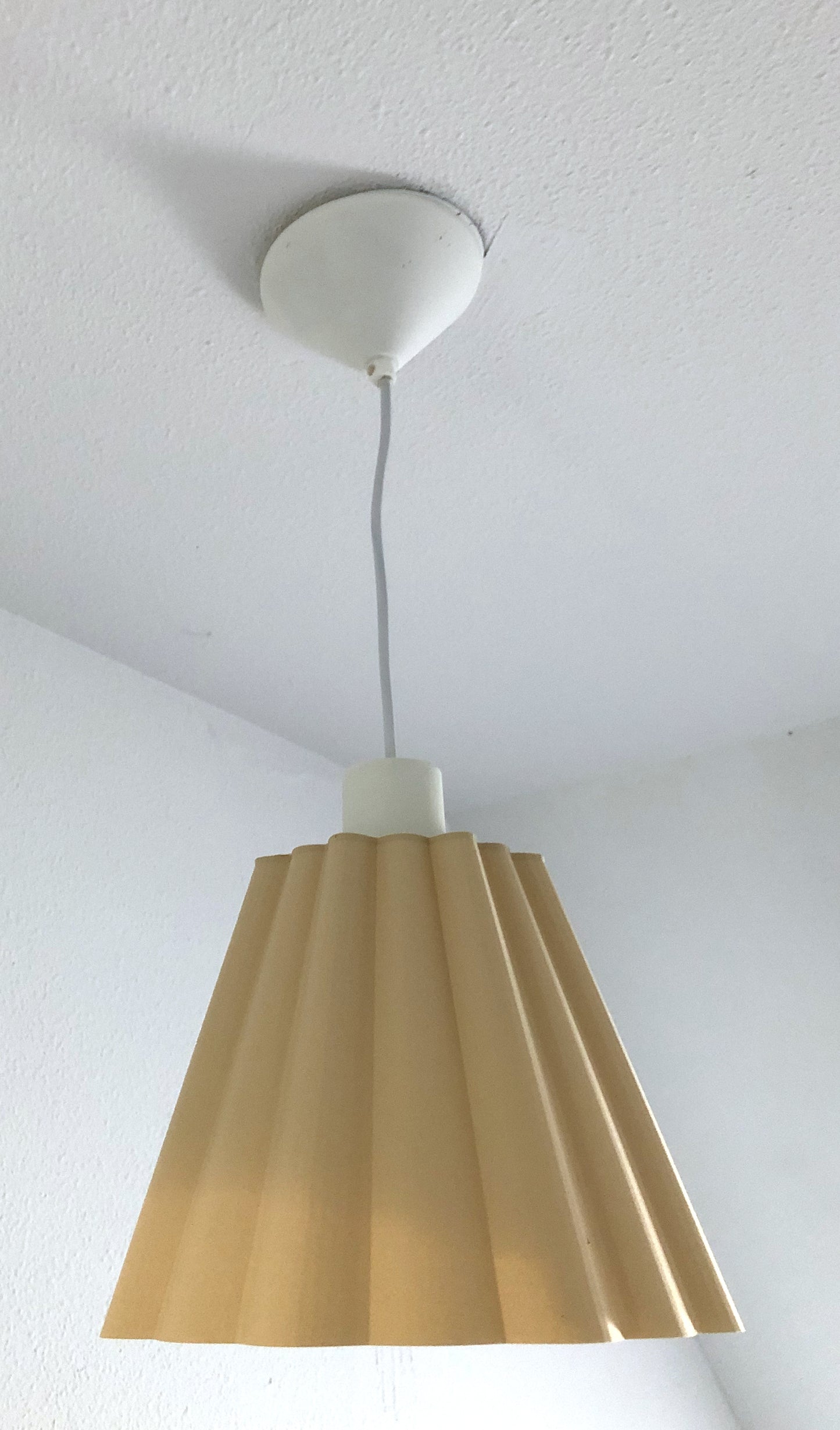 Abat-jour Plissé Conique Suspension – Impression 3D – Ampoule Vintage Incluse