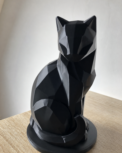 Geometric Cat Figurine Decoration – Statue – Gift for Cat Lovers